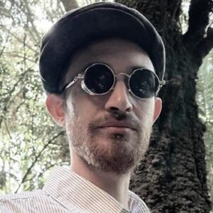 Baterista: Julian Glez.